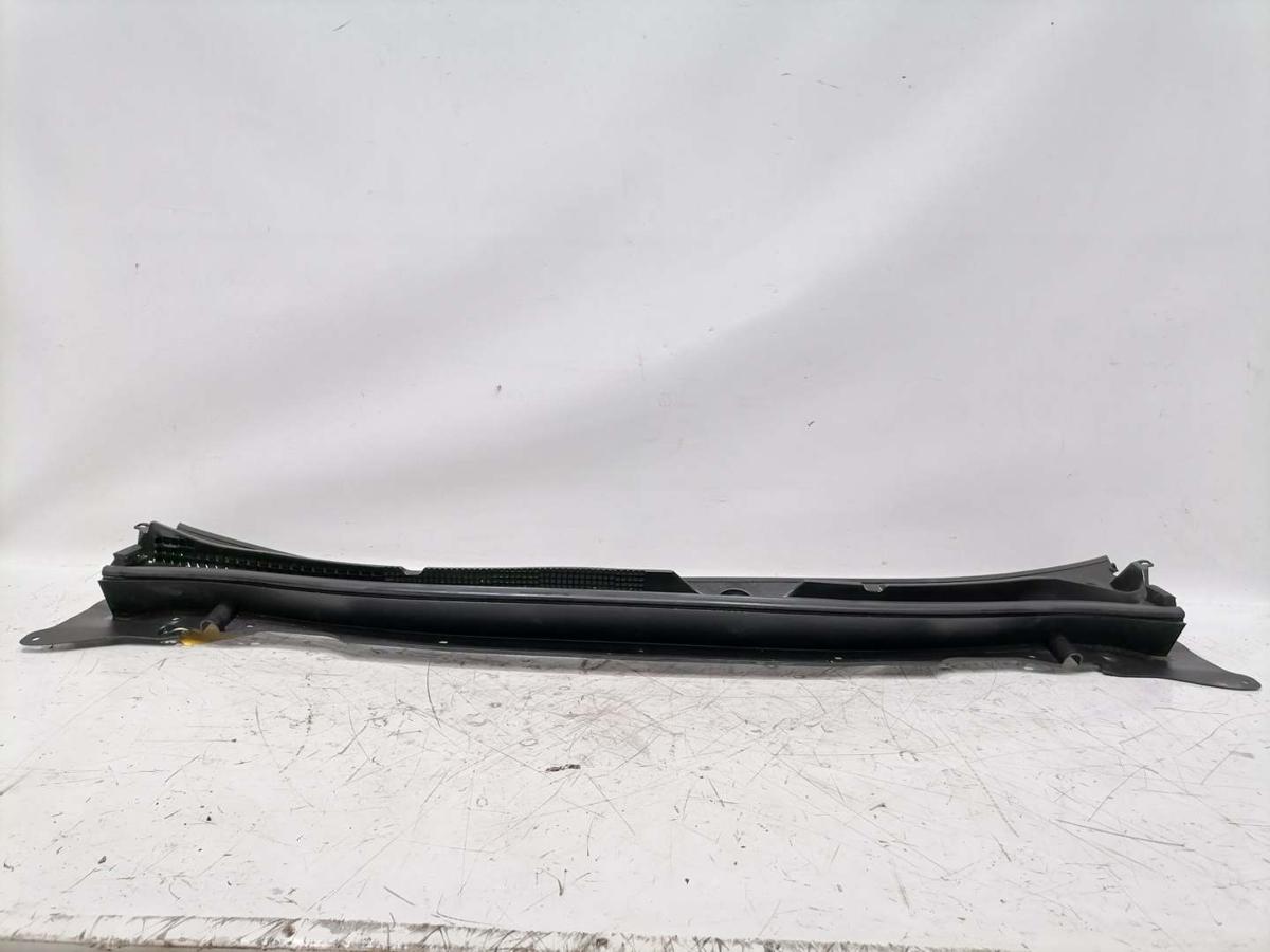 Mitsubishi Eclipse Cross original Windlauf Abdeckung Wasserkasten Facelift Bj.2023